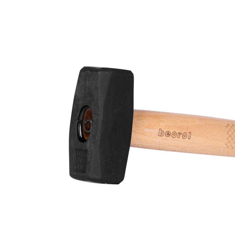 Čekić macola drvena drška 1500g 